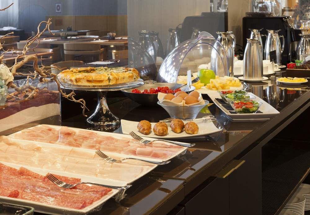 Ac Hotel Torino By Marriott Exteriör bild