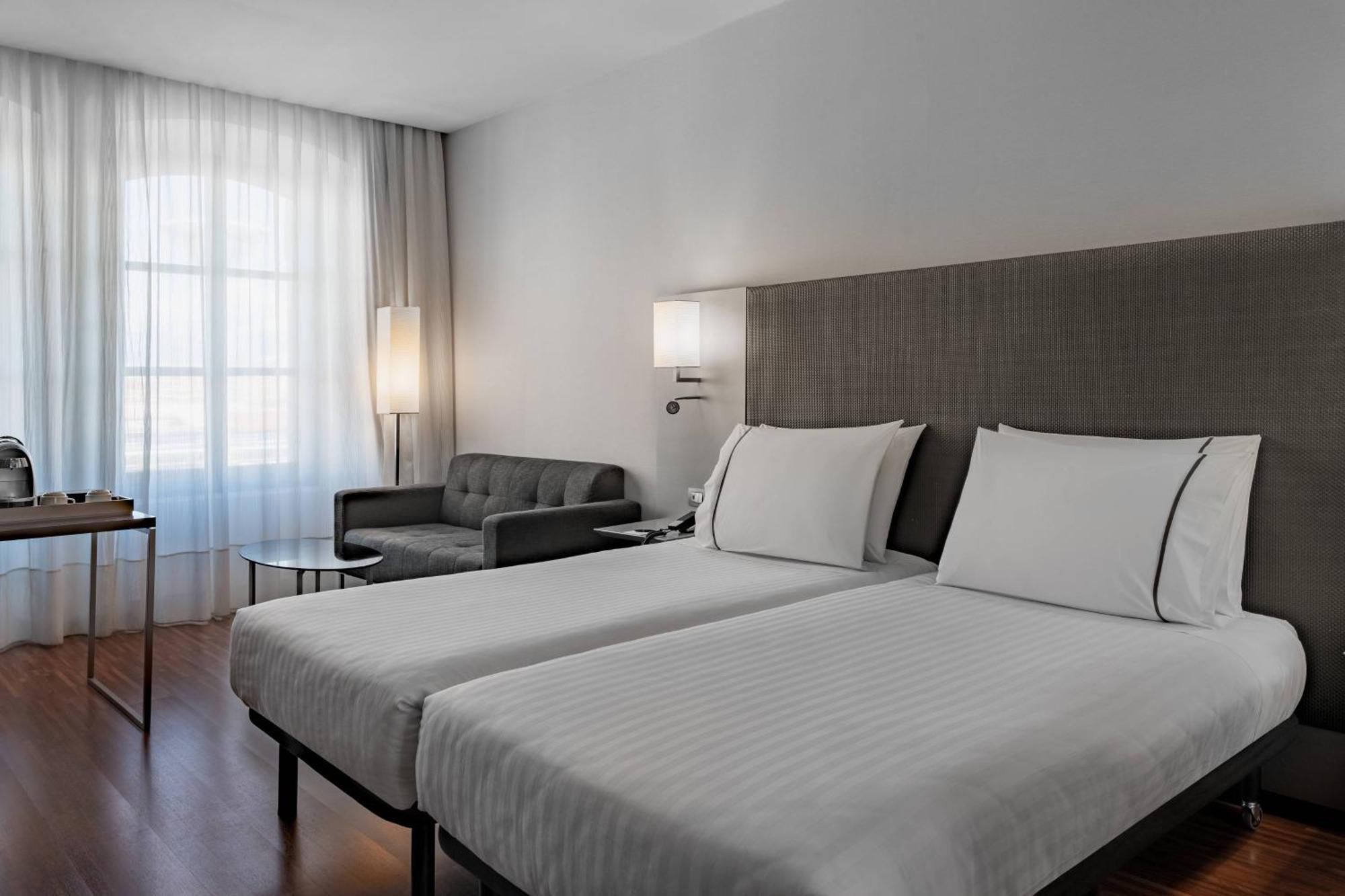 Ac Hotel Torino By Marriott Exteriör bild